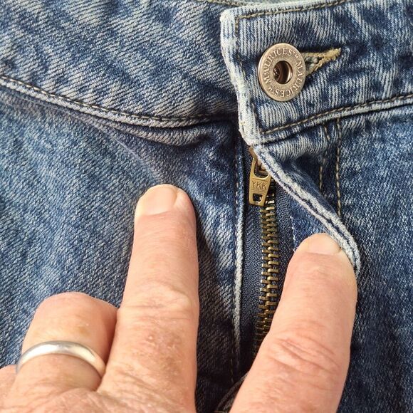 Maurices Womens Jr Size 15/16 Long Hipster Boot Stretch Distressed Medium Wash - Picture 6 of 16